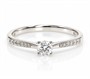 Zlatý prsten s diamanty – ALO diamonds