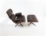 KŘESLO CHARLES & RAY EAMES S PODNOŽKOU – fotografie 4 z 5