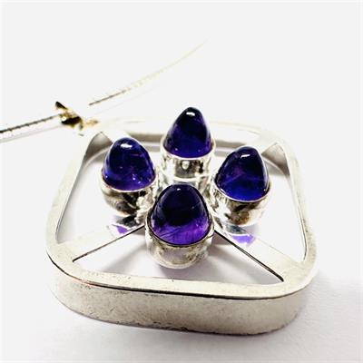 Stříbrný designový náhrdelník s ametysty - K. Salovaara