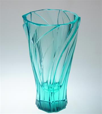 Broušená váza z berylového skla "LISTY" Jiřina G. PASTRKOVÁ