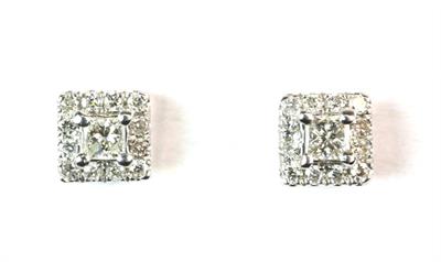 Zlaté náušnice s diamanty