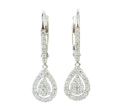 Zlaté náušnice s diamanty