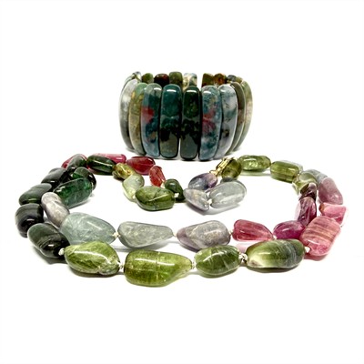 Set turmalínového náhrdelníku a náramku z mechového achátu