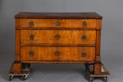 Komoda biedermeier