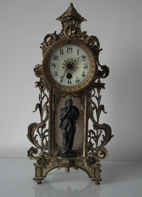 Hodiny stolní - v chodu.