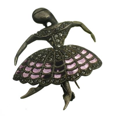 Stříbrná brož ve tvaru baletky