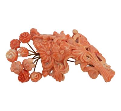 Brož z řezaného korálu -  květina