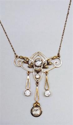 Zlatý secesní náhrdelník s leukosafíry