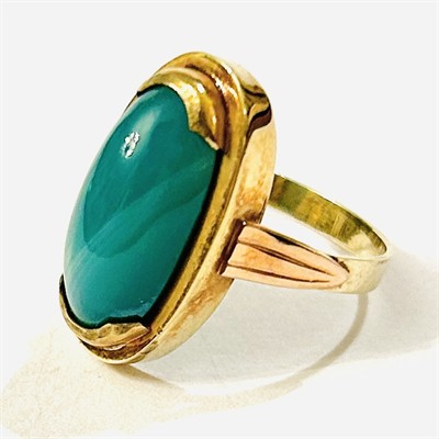 Starožitný zlatý prsten se zeleným achátem