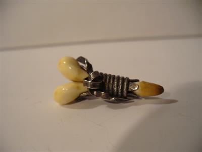 GRANDLOVÁ   BROŽ  -  KURARE ?