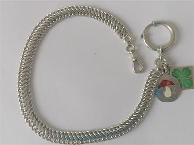 Stříbrný řetěz ke kapesním hodinkám