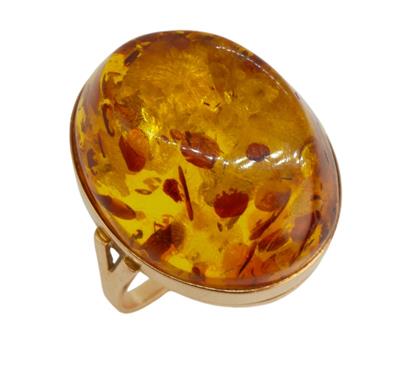 Zlatý prsten s jantarem