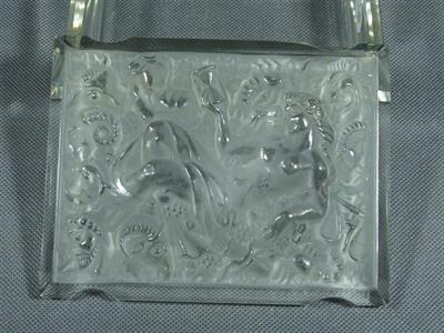 Doza Žena a měsíční znamení ,sklo 10*13cm Severní Čechy