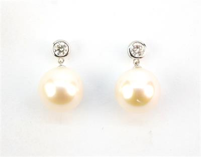 Zlaté náušnice s perlami a brilianty