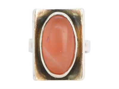 Stříbrný prsten s růženínem N.E. FROM