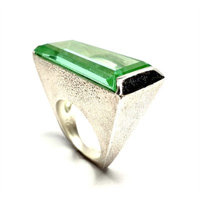 Originální stříbrný grandiozní prsten