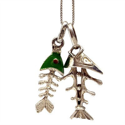 Originální stříbrný náhrdelník se dvěma skelety ryb