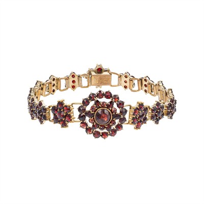 Náramek z tombaku s českými granáty a almandinem