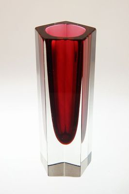 Váza s rubínovým jádrem Pavel HLAVA sklárna EXBOR