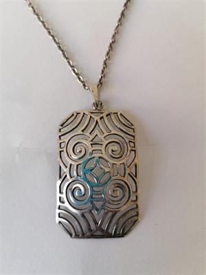 Stříbrný náhrdelník