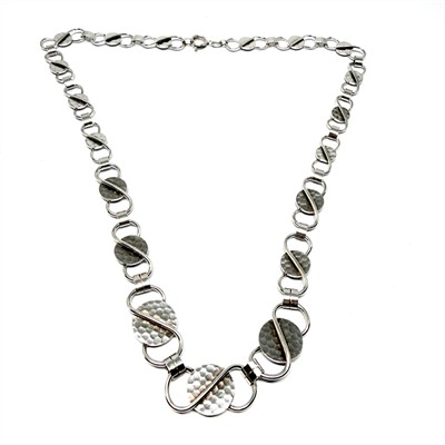 Stříbrný designový náhrdelník
