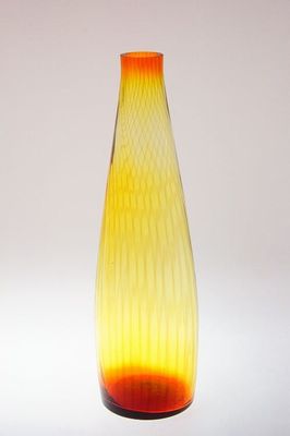 Váza na jeden květ, jantarové sklo - Jan GABRHEL, Chlum u Třeboně