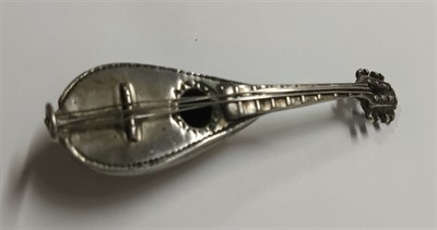 Mandolína stříbro
