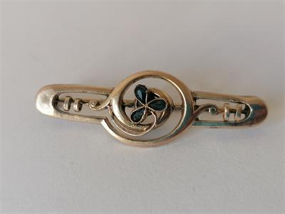 Secesní brož s trojlístkem z double