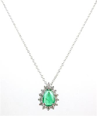 Zlatý náhrdelník se smaragdem a diamanty
