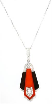 Zlatý náhrdelník s achátem, onyxy a diamanty