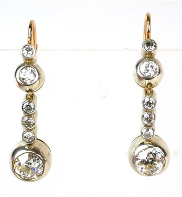 Zlaté náušnice s brilianty