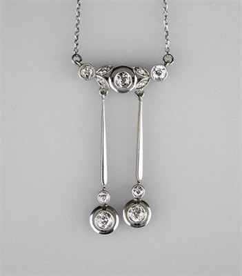 Zlatý art-deco kolier s diamanty