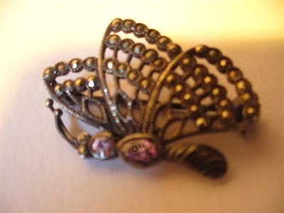 STŘÍBRNÁ  BROŽ  -  LETÍCÍ  MOTÝL