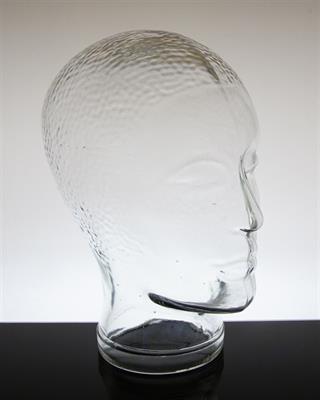 Skleněná hlava - nadčasová dekorace ze 70-80tých let