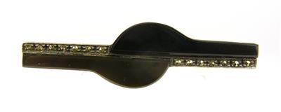 Stříbrná brož s černým onyxem