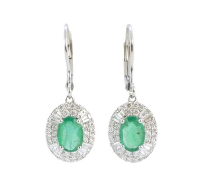 Zlaté náušnice se smaragdy a diamanty