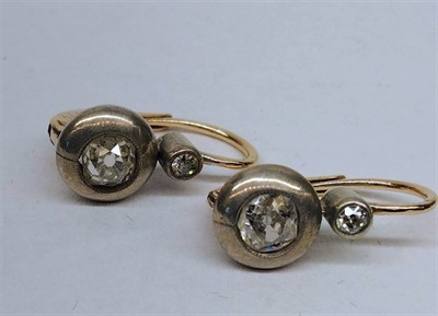 Zlaté náušnice s diamanty