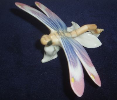 Porcelánová vážka.