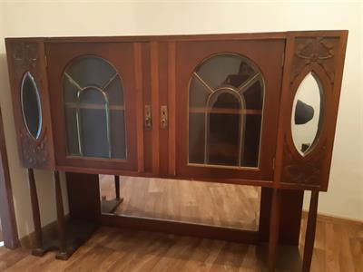 Krasny secesni vrsek