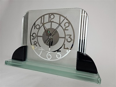 Art Deco sklenene hodiny France 1930