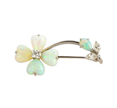 Zlatá brož s opály a brilianty