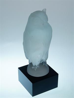 Skleněná soška "SOVA" Curt SCHLEVOGT soubor skla INGRID