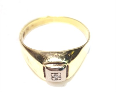 Zlatý prsten s diamantem