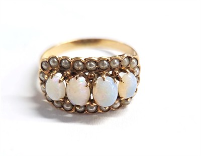 Zlatý prsten s opály a říčními perlami