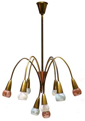 Mosazný lustr, 50. léta