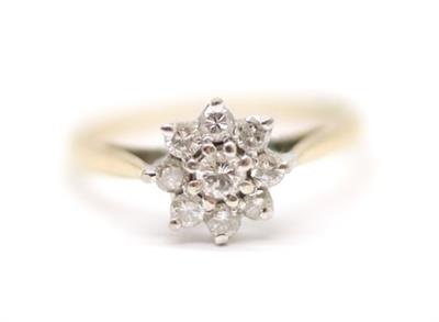 Zlatý prsten s diamanty