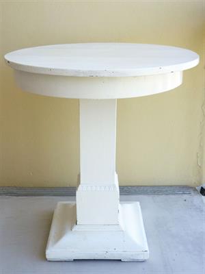 Secesní stůl kulatý kolem r. 1900