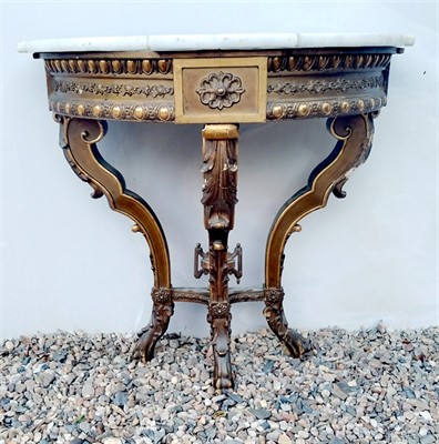 Zlacený konzolový stolek