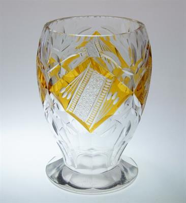 Broušená váza s ambrovou lazurou ve stylu ART - DECO