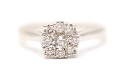 Zlatý prsten s diamanty